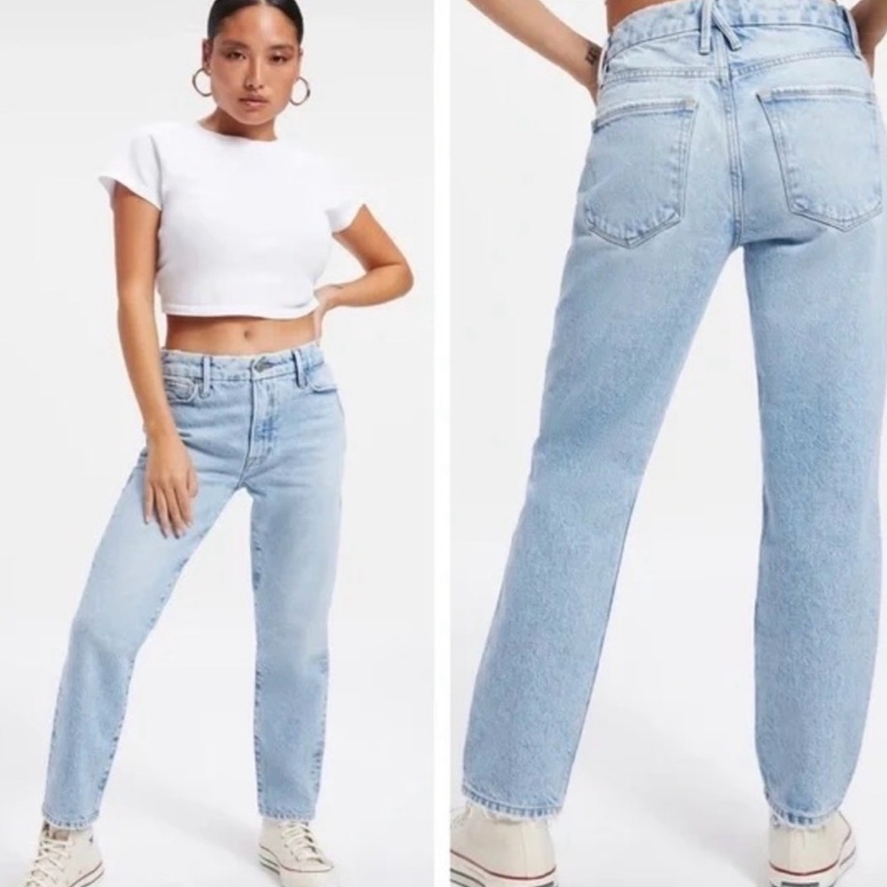 Good American Light Wash Straight Leg Jeans